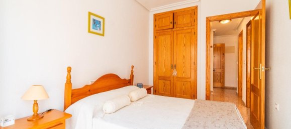 Apartamento de 3 dormitorios en Torrevieja, Spain No. 145636 10