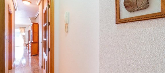 Apartamento de 3 dormitorios en Torrevieja, Spain No. 145636 8