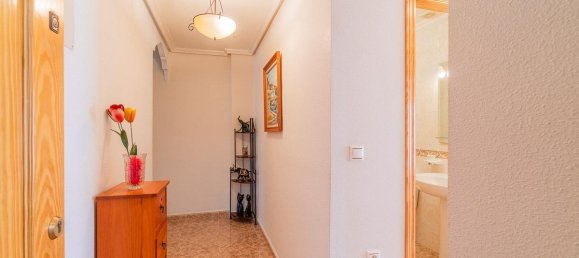 Apartamento de 3 dormitorios en Torrevieja, Spain No. 145636 14