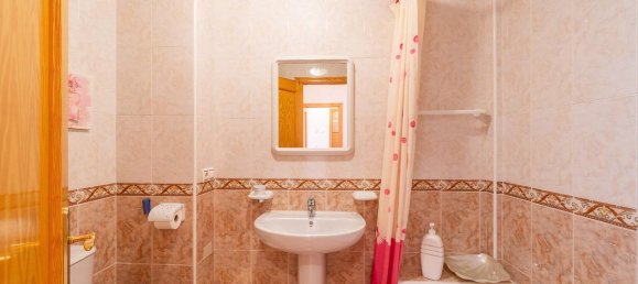 Apartamento de 3 dormitorios en Torrevieja, Spain No. 145636 12