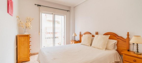 Apartamento de 3 dormitorios en Torrevieja, Spain No. 145636 17