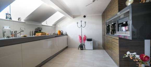 3 bedrooms Apartment in Furth, Germany No. 16671 2