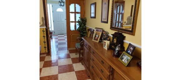 4 Schlafzimmer Haus in Hellin, Spain, Nr. 168633 3