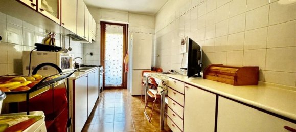 4 rooms Apartment in Rome, Italy No. 26887 3