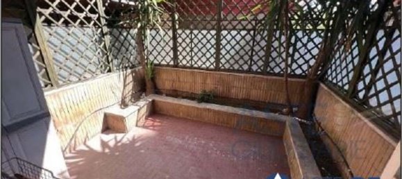 5 rooms Apartment in Rome, Italy No. 32389 7