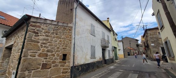 4 bedrooms House in Aranhas, Portugal No. 37527 3