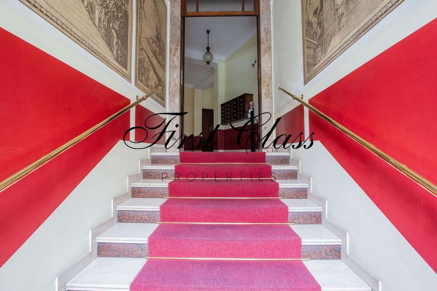 4 rooms Apartment in Milan, Italy No. 250011