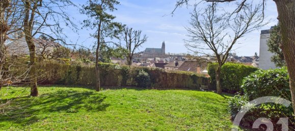 4 bedrooms House in Chartres, France No. 155342 9