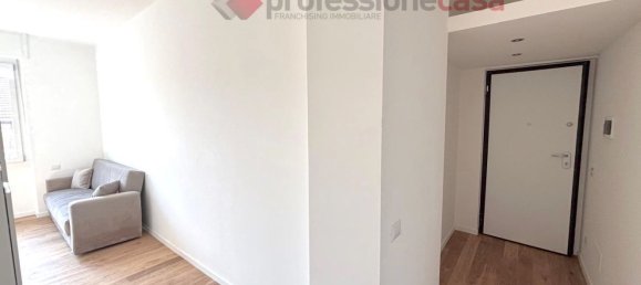 1 bedroom Apartment in Milan, Italy No. 364950 8