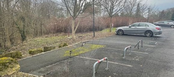 Estacionamiento en Saint-Julien-les-Metz, France No. 307686 2