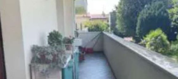 3-salle Appartement à Giussano, Italy No. 2776 4