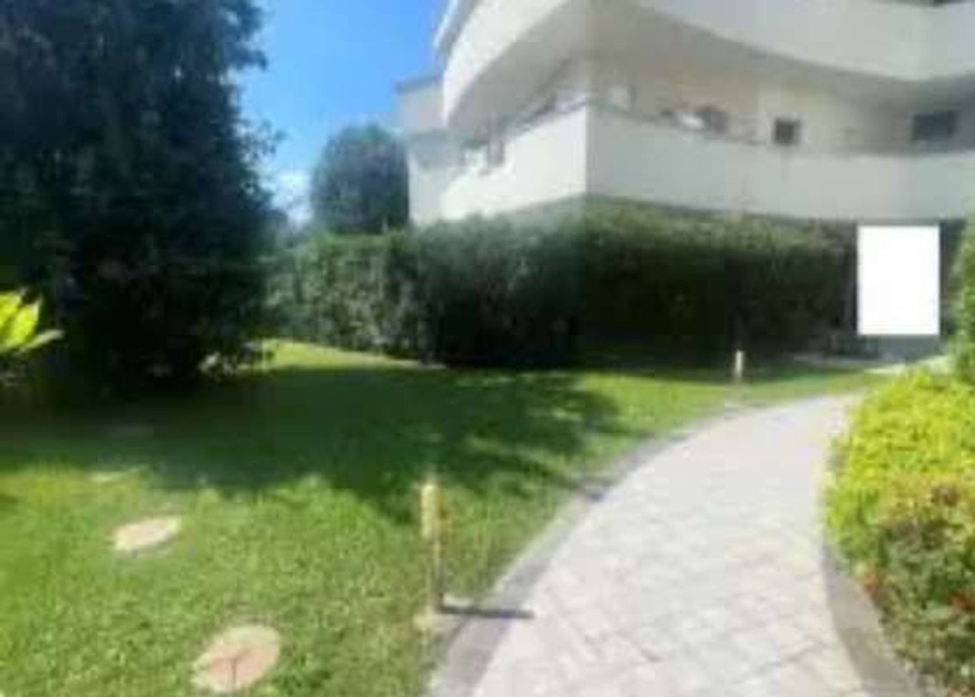 3-salle Appartement à Giussano, Italy No. 2776