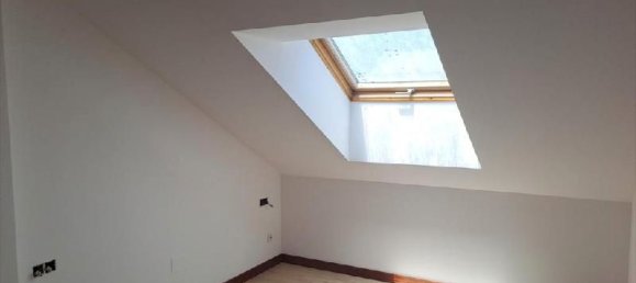 4 bedrooms Penthouse in Pontevedra, Spain No. 181121 15