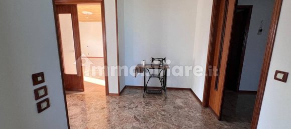 3 bedrooms Apartment in Camisano Vicentino, Italy No. 358979 4