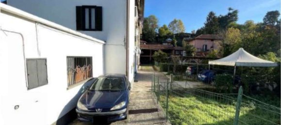 4 Schlafzimmer Wohnung in Castronno, Italy, Nr. 363483 34