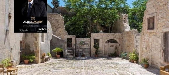 3 bedrooms Villa in Pachino, Italy No. 479 4