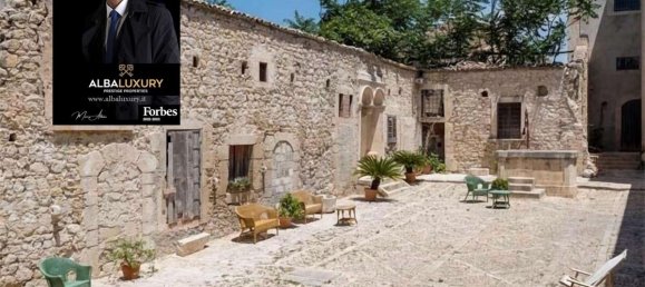 3 bedrooms Villa in Pachino, Italy No. 479 6