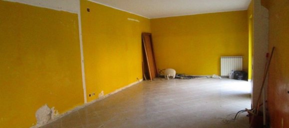 Büro in Borgomanero, Italy 90m², Nr. 128518 7