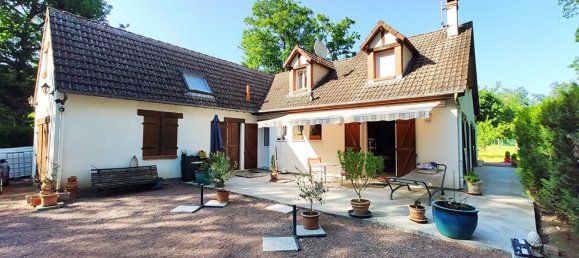 4 chambres Maison à La Ferté-Saint-Cyr, France No. 94247 2