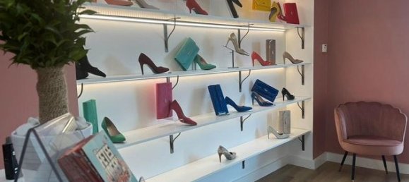 1 Schlafzimmer Gewerbliche Immobilie in Agen, France, Nr. 306325 2