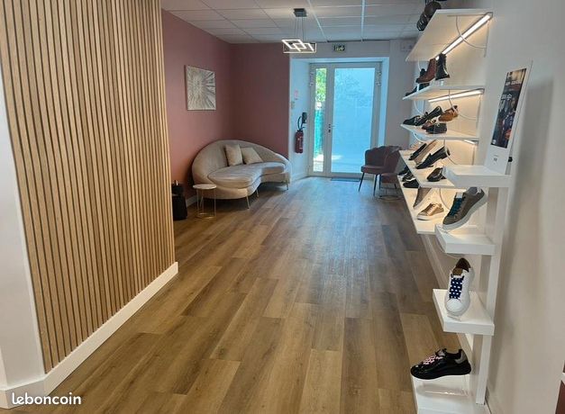 1 Schlafzimmer Gewerbliche Immobilie in Agen, France, Nr. 306325