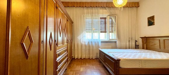 4 rooms Villa in Udine, Italy No. 36995 9