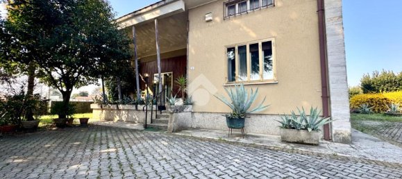 4 rooms Villa in Udine, Italy No. 36995 29