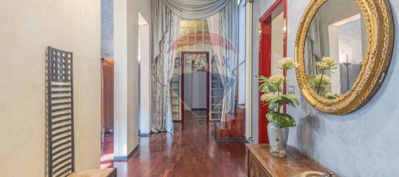 5 rooms Apartment in Parma, Italy No. 120763 13