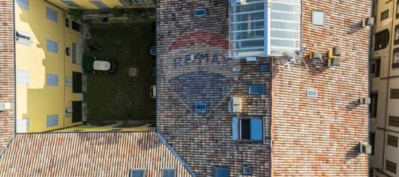 5 rooms Apartment in Parma, Italy No. 120763 47