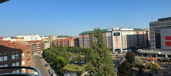 3 Schlafzimmer Wohnung in Leon, Spain, Nr. 28417 20