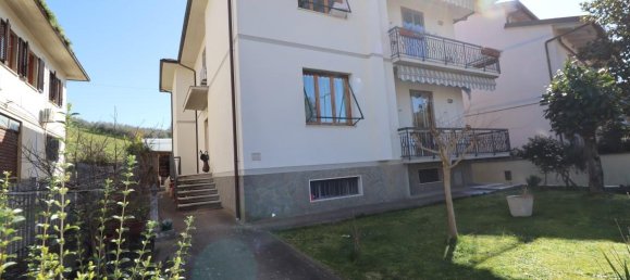 5غرفة شقة في Montevarchi, Italy رقم 232903 2