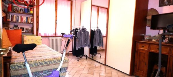 5غرفة شقة في Montevarchi, Italy رقم 232903 13