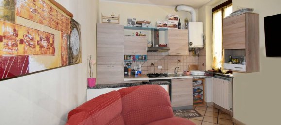 Apartamento de 2 divisões em Parabiago, Italy N.º 22652 3