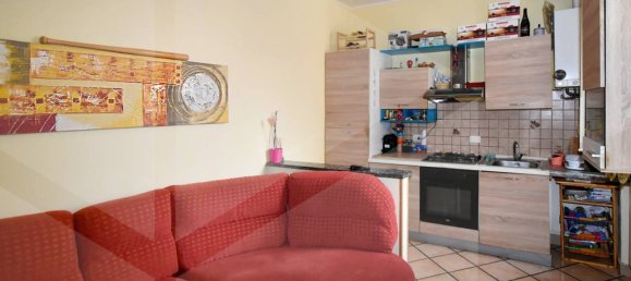 Apartamento de 2 divisões em Parabiago, Italy N.º 22652 2