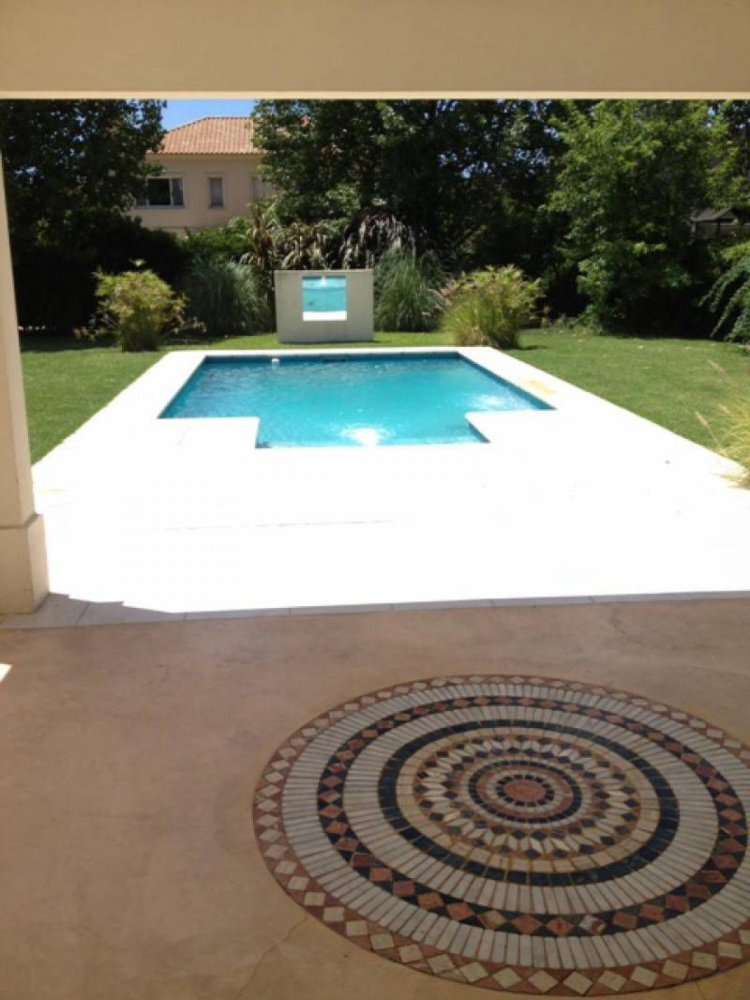 3 bedrooms House in Pilar, Argentina No. 94734