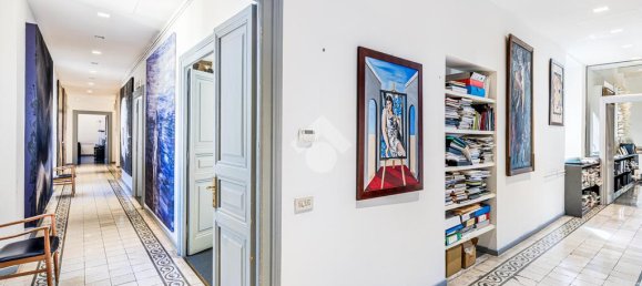 Квартира с 5 спальнями в Рим, Италия № 359954 4