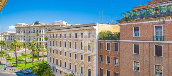 Квартира с 5 спальнями в Рим, Италия № 359954 14