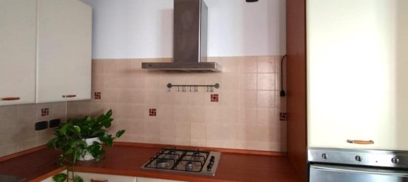 Квартира с 3 комнатами в Гандино, Италия № 86416 3