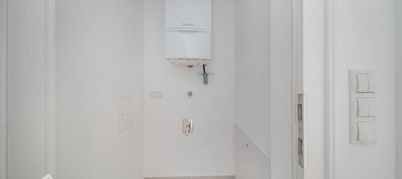 2 rooms Apartment in Vienna, Austria No. 148639 11