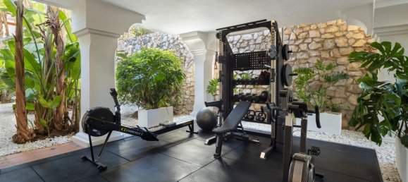 12 bedrooms Villa in Marbella, Spain No. 102188 61