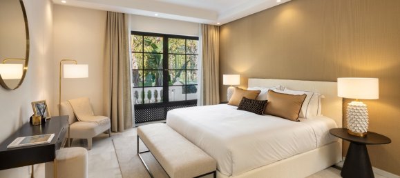 12 bedrooms Villa in Marbella, Spain No. 102188 20