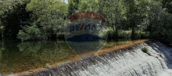 Terreno em Cortes do Meio, Portugal 2500 m² N.º 67982 5