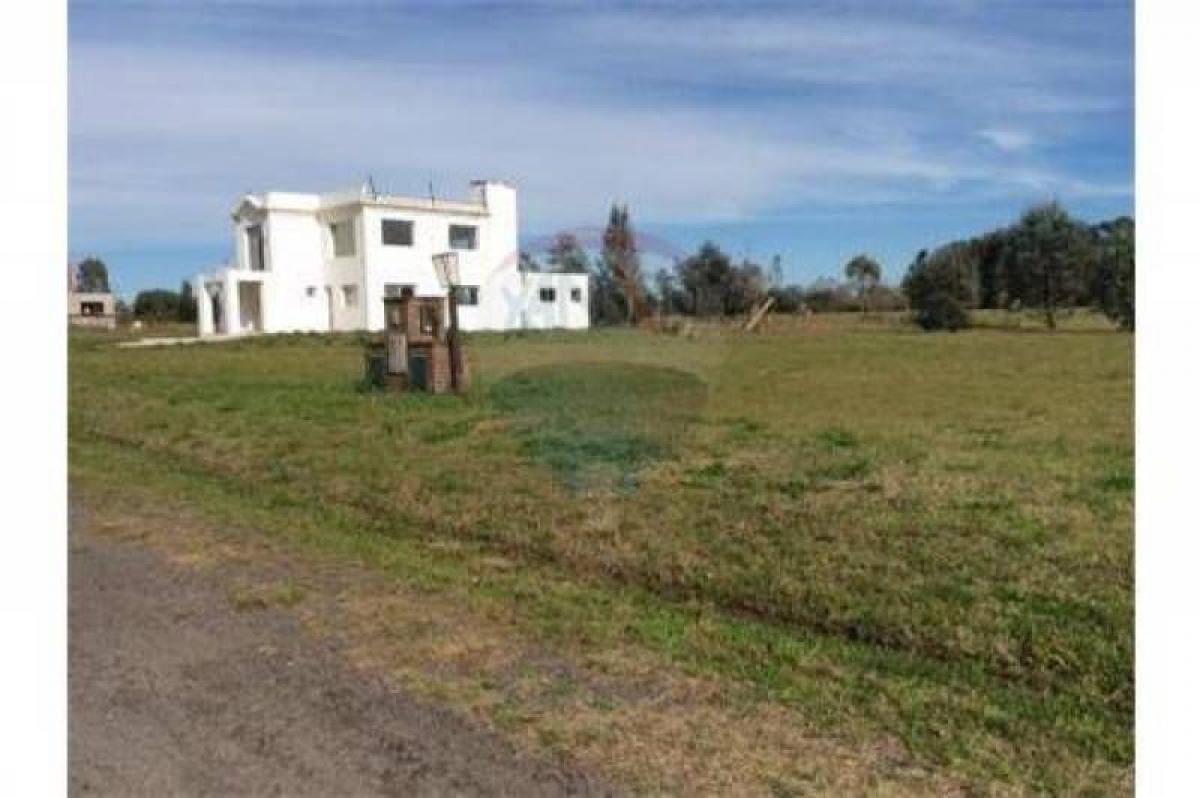  Land in Pilar, Argentina No. 118237