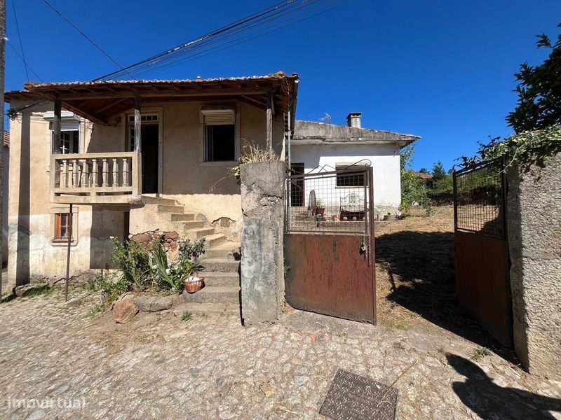 Casa T4 em Lourosa, Portugal N.º 282736