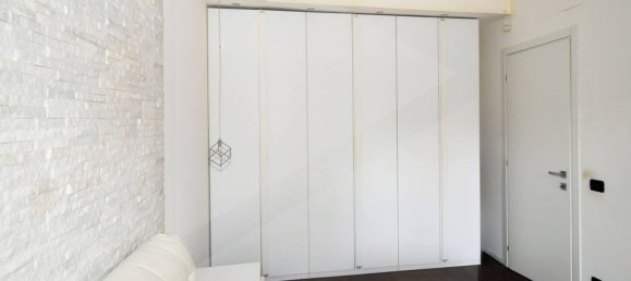 Квартира с 3 комнатами в Парабьяго, Италия № 30514 25