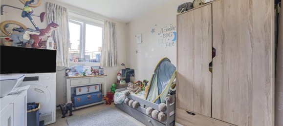 2 bedrooms Apartment in London, United Kingdom No. 7300 4