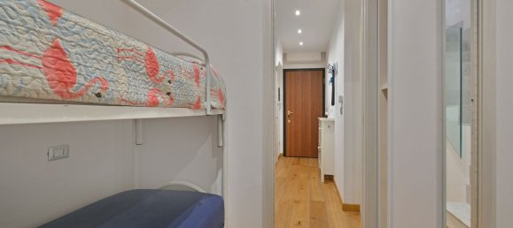 Дуплекс с 3 комнатами в Варацце, Италия № 219017 26