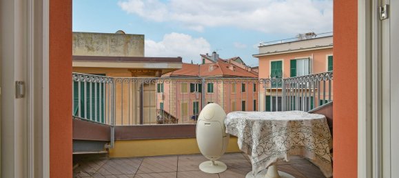 Дуплекс с 3 комнатами в Варацце, Италия № 219017 17