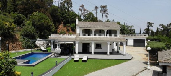 6 bedrooms House in Sant Fost de Campsentelles, Spain No. 71379 2