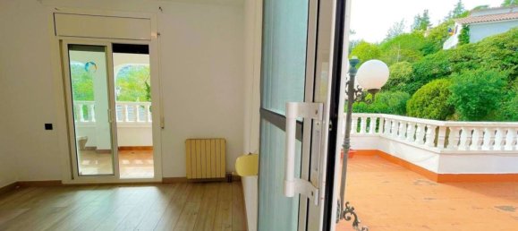 6 bedrooms House in Sant Fost de Campsentelles, Spain No. 71379 31